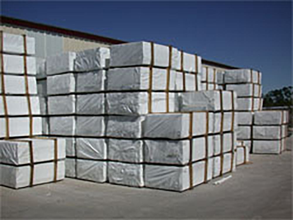 https://fencefranchise.superiorfenceandrail.com/wp-content/uploads/2020/03/production4.jpg